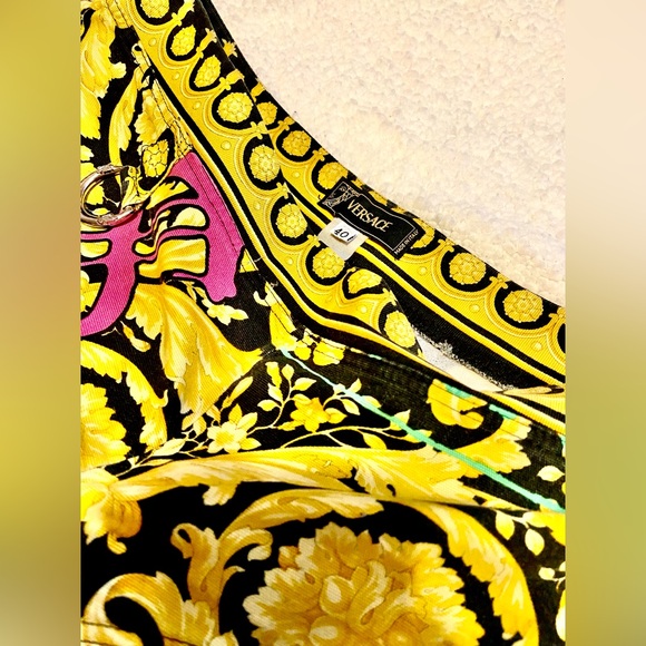 Versace womens shorts Barroco black gold unique vintage and silver loop at front - Picture 5 of 10